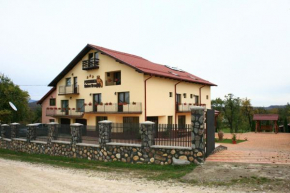 Гостиница Pensiunea Valea Ursului  Кымпулунг